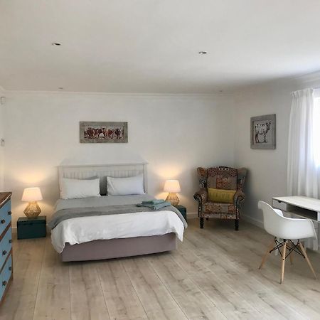 Sunset Beach Living Guesthouse Fokváros Kültér fotó