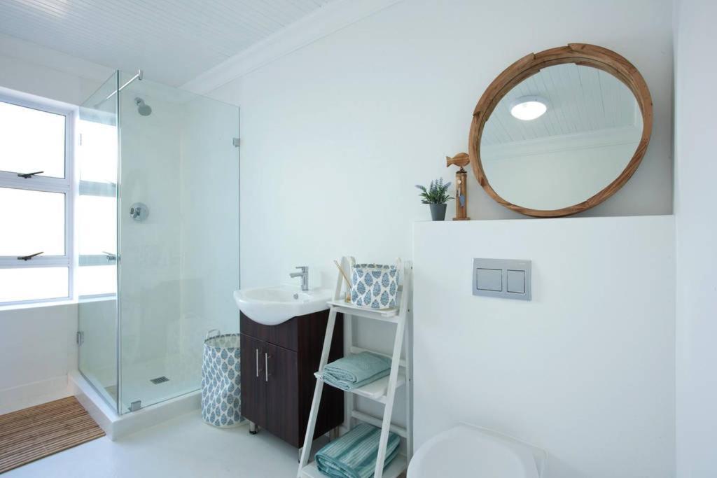 Sunset Beach Living Guesthouse Fokváros Kültér fotó