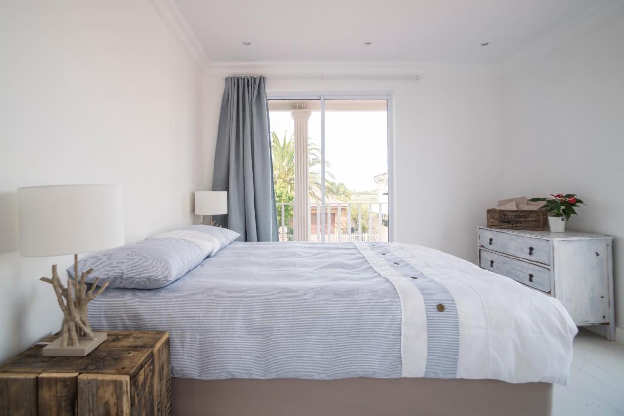Sunset Beach Living Guesthouse Fokváros Kültér fotó